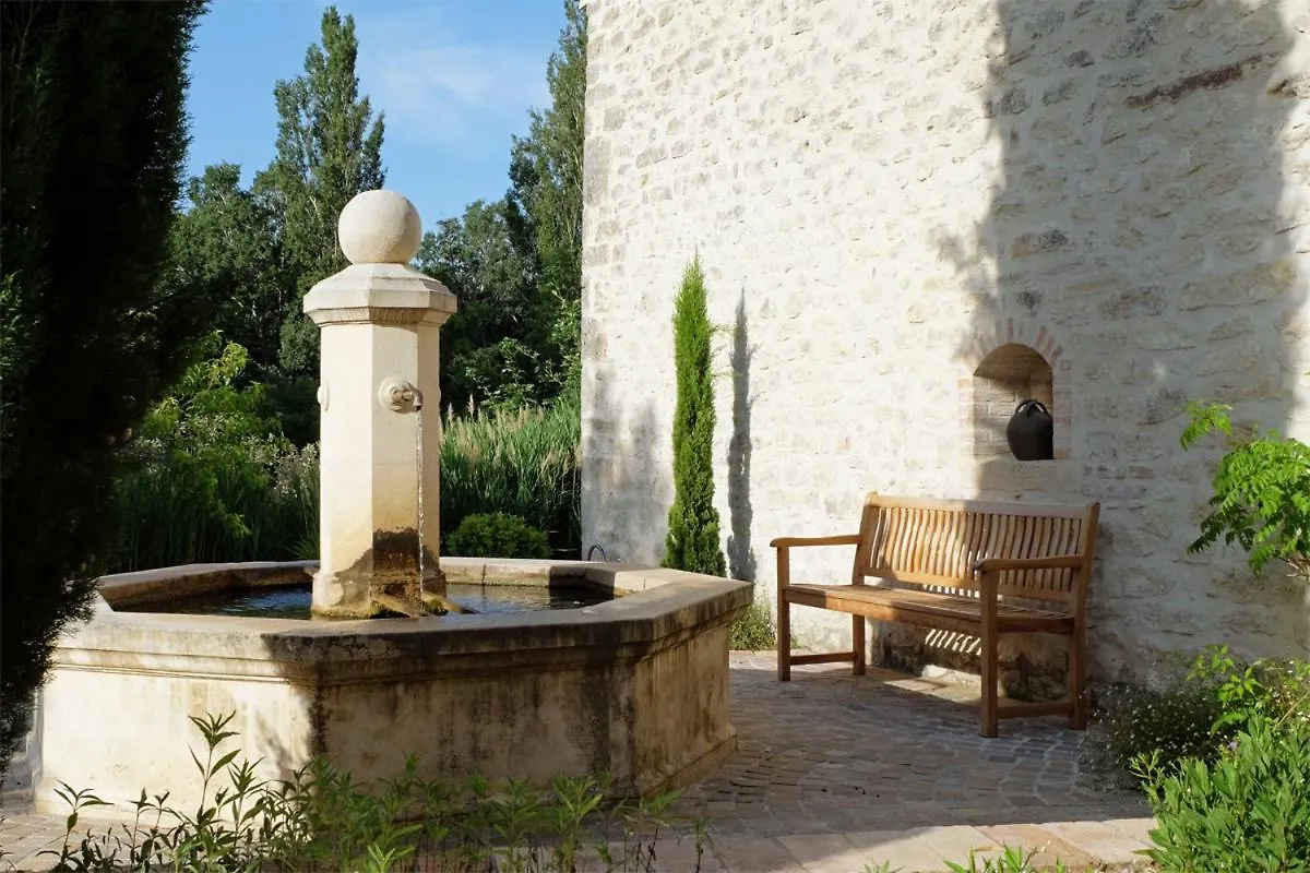 Clos Des 3 RuisseauxTaulignan ベッド・アンド・ブレックファスト